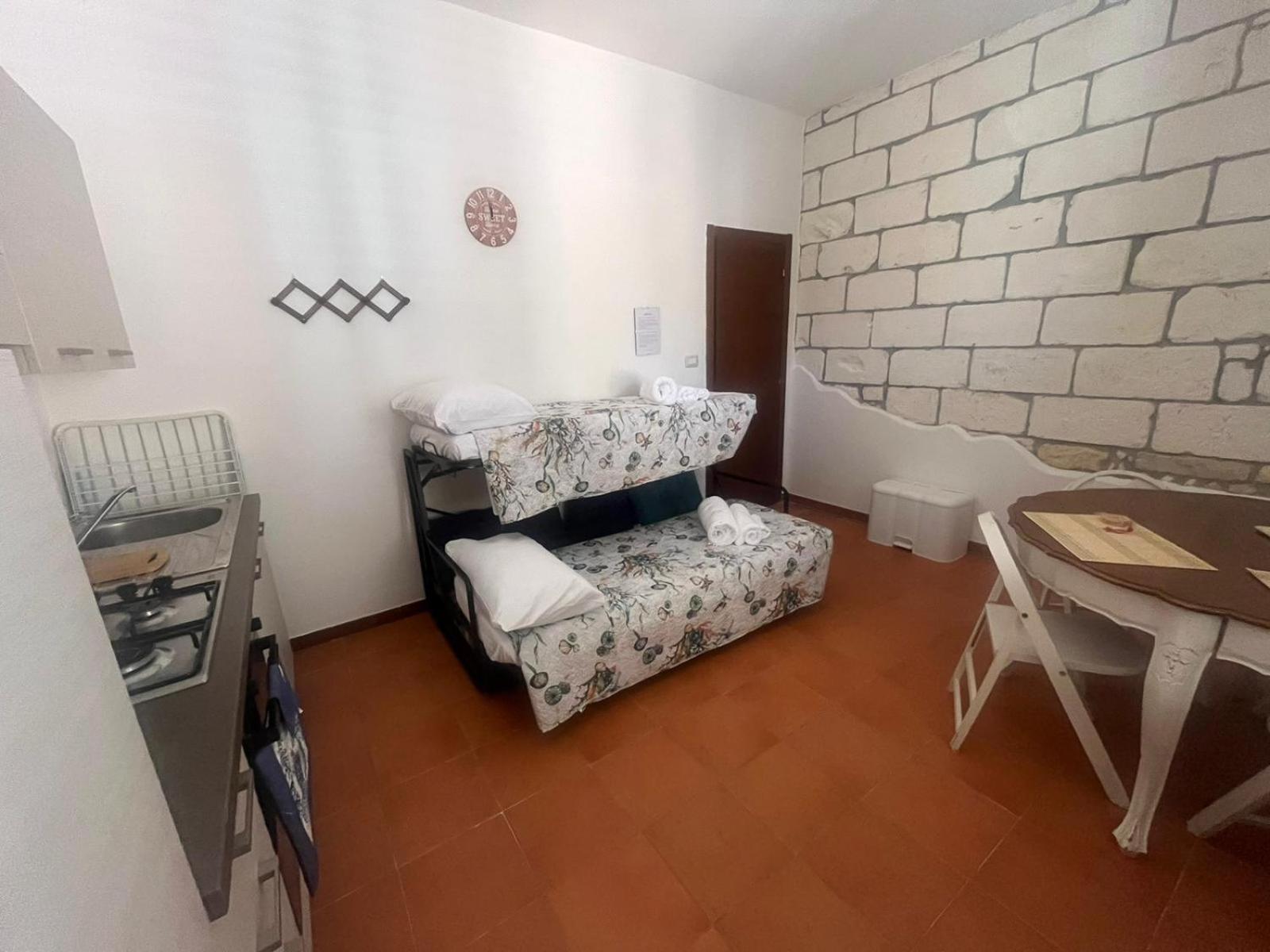 Moncici House Hotel Porto Torres Eksteriør billede
